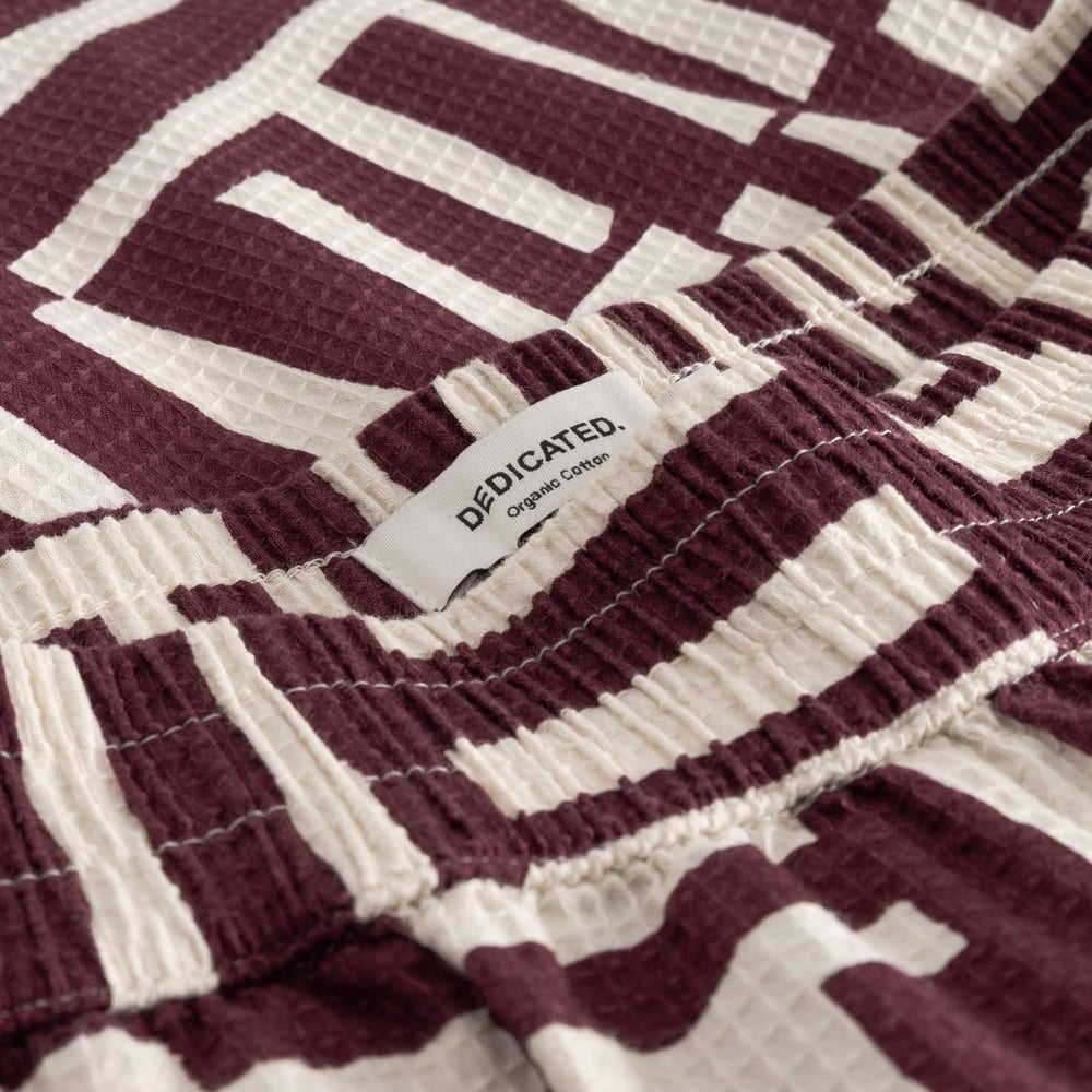Aspudden Shorts Lines & Sticks - Fig Red
