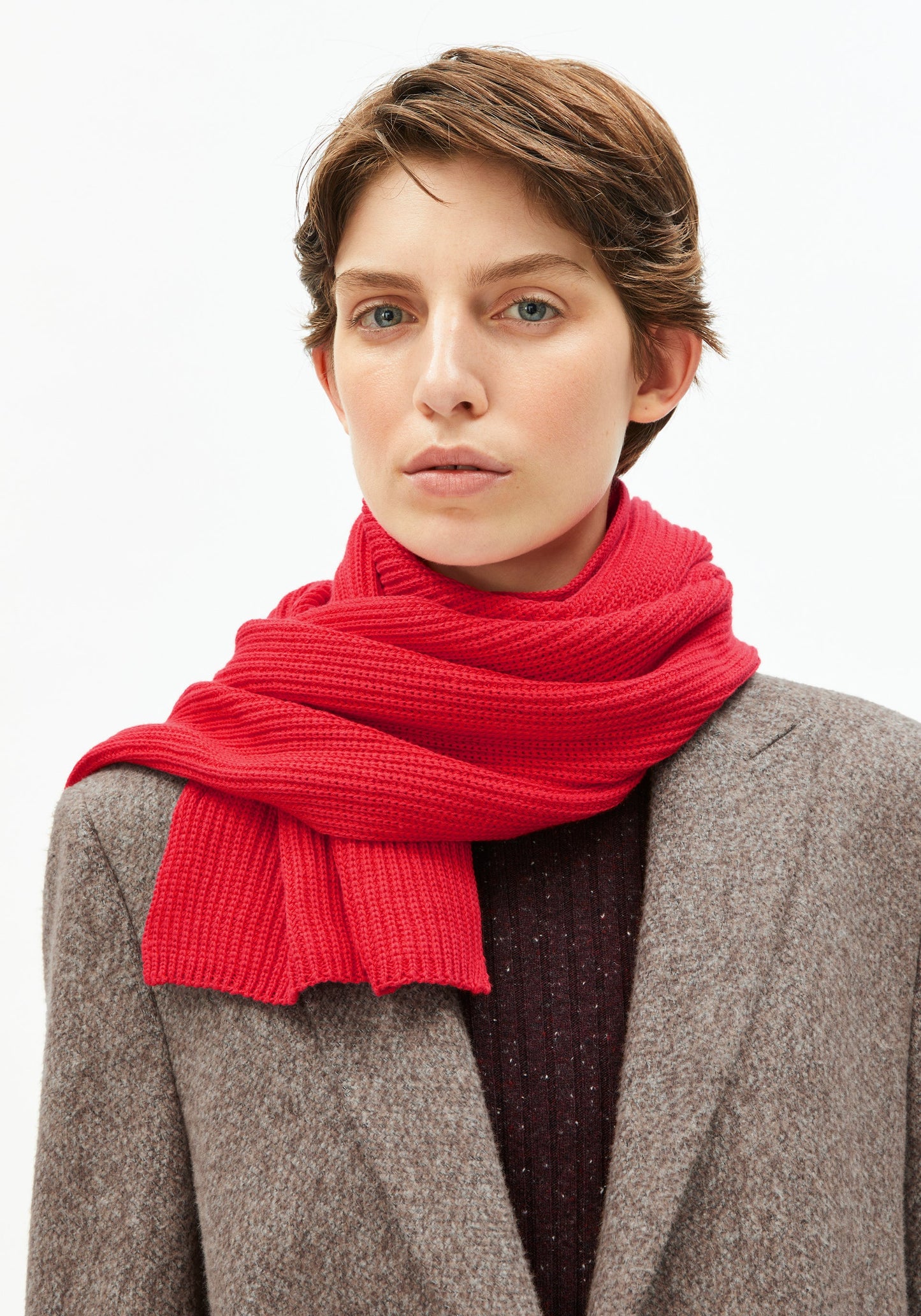 Claasas Iconic Scarf - Candy Apple