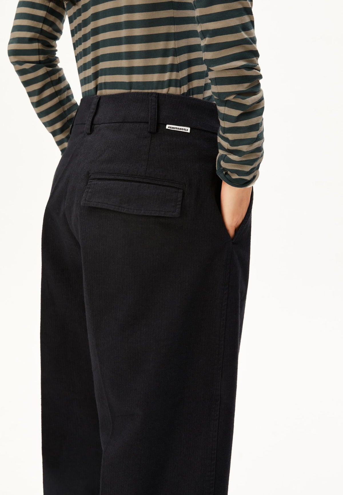 Herringbone Barrel - Dark Steel / Black