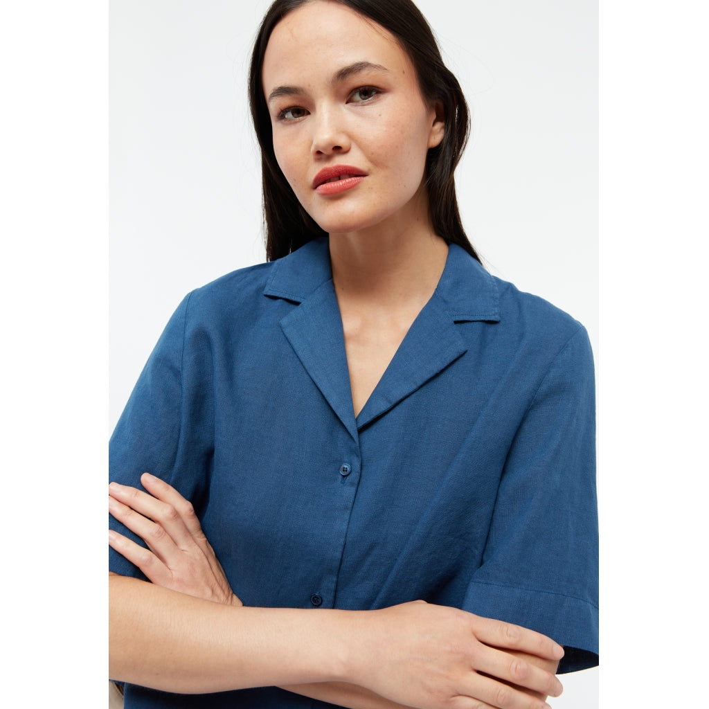 LAST ONE in L - Carol Linen Shirt - Blazing Blue