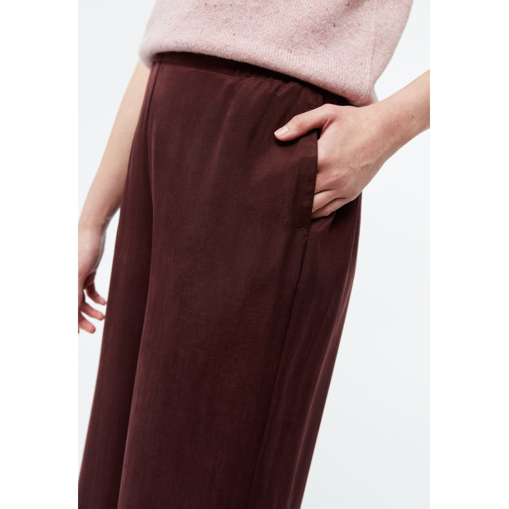 Marla Trousers - Wine Red
