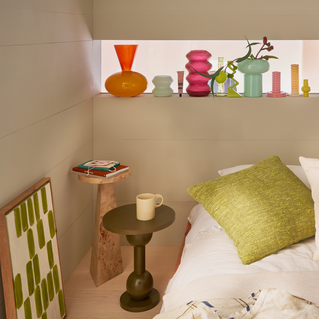 Lily Vase - Beechnut