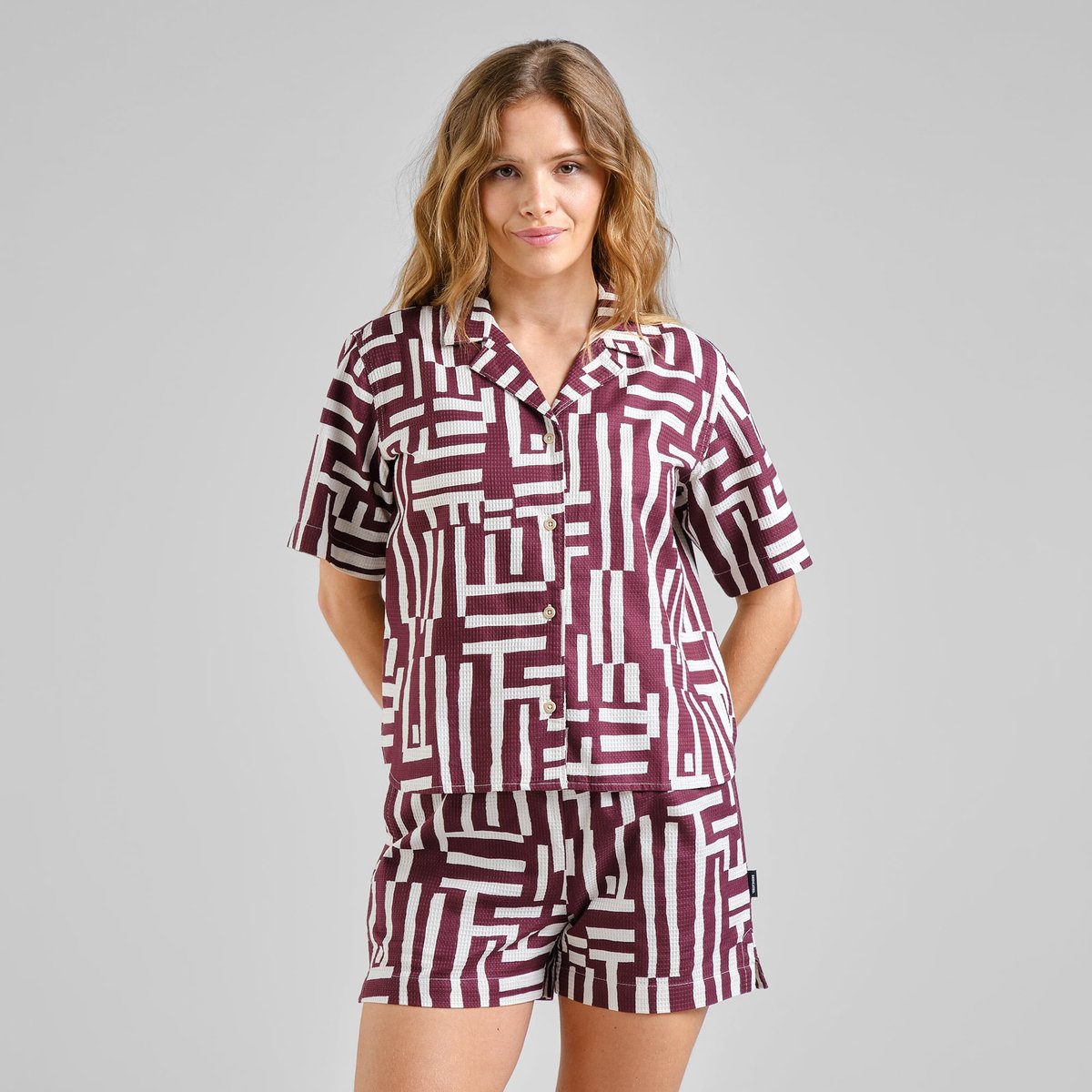 Torup Shirt Lines & Sticks - Fig Red