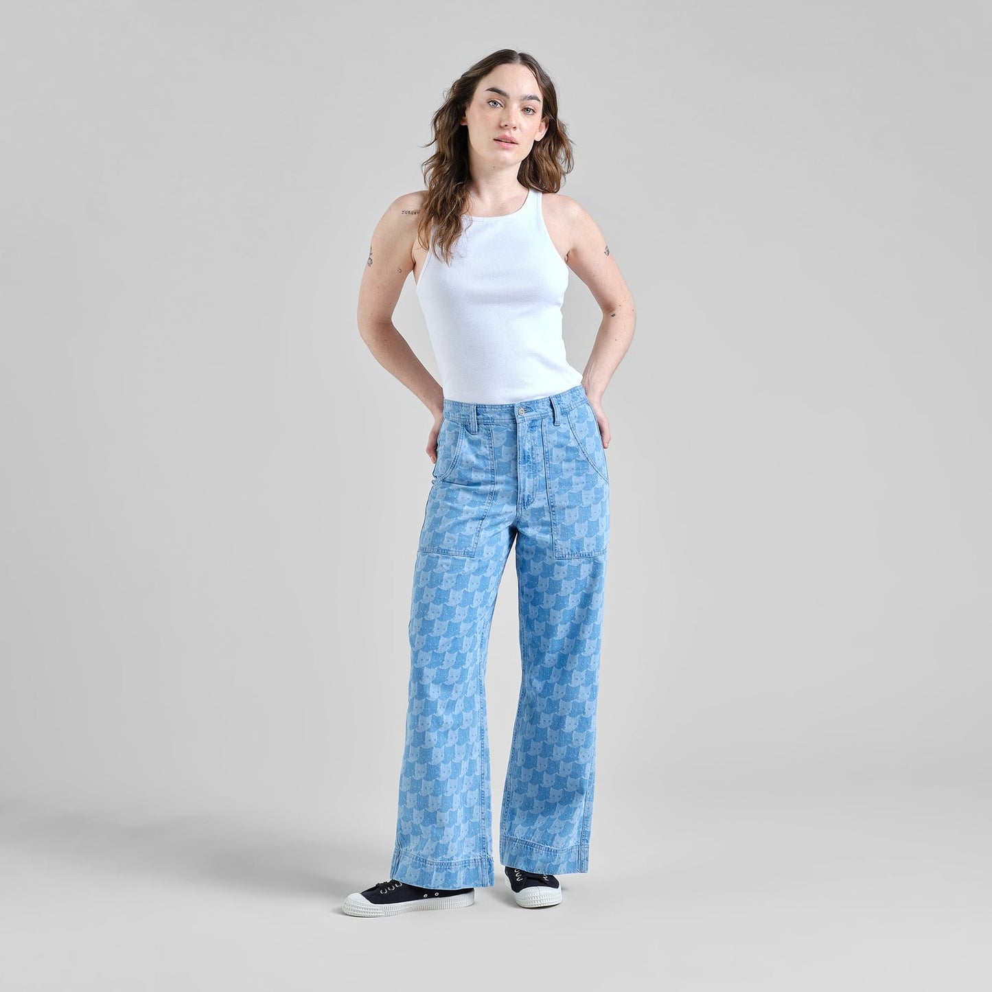 LAST ONE in XL - Vara Workwear Pepita Cats - Light Blue