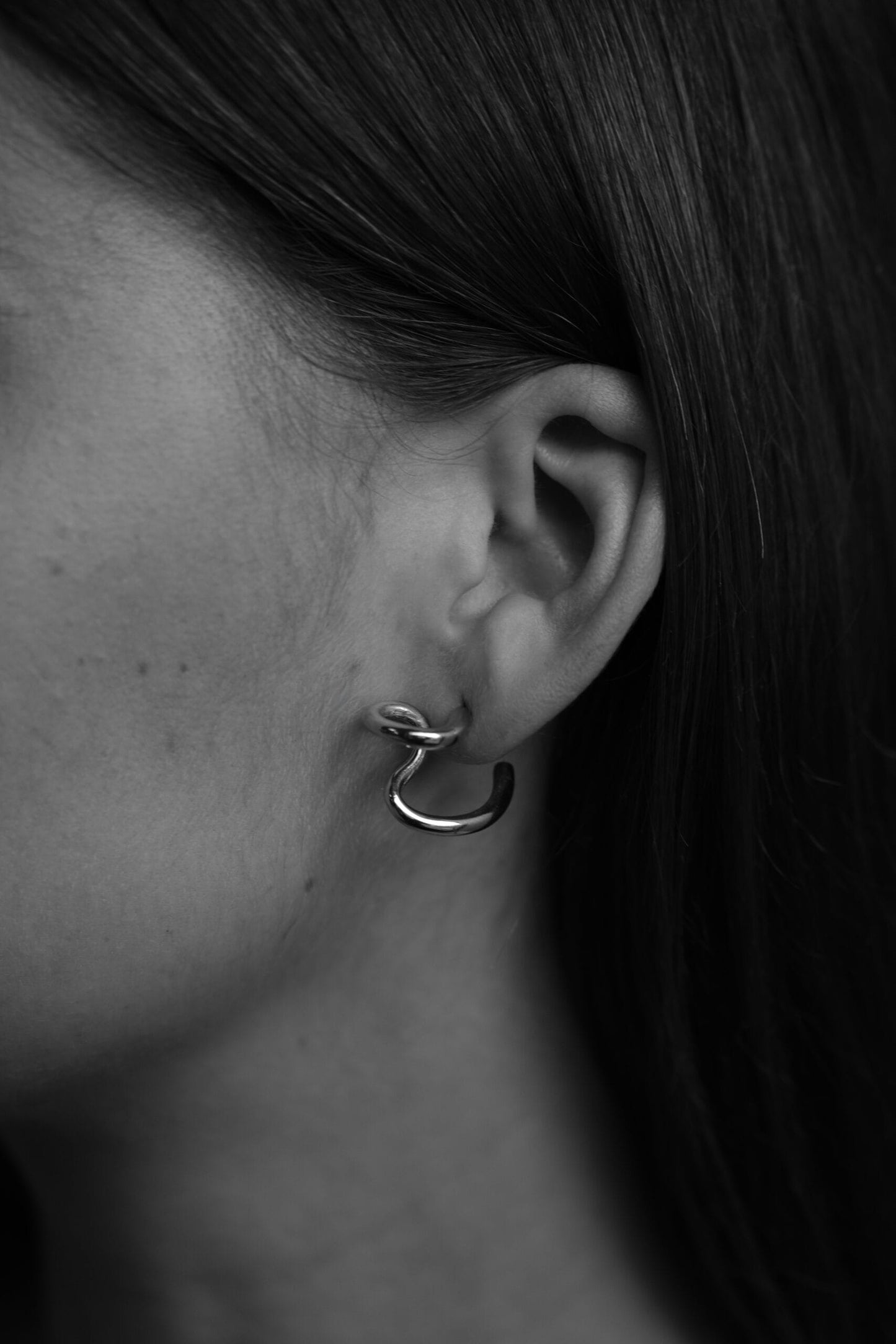 Bandhu Loop Earrings - Silver