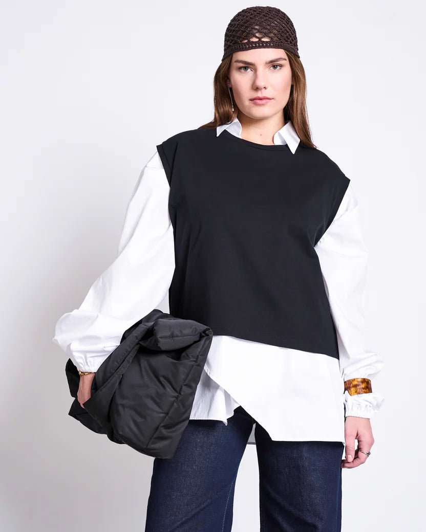 LAST ONE in XS - Ovar Boxy Top - Black