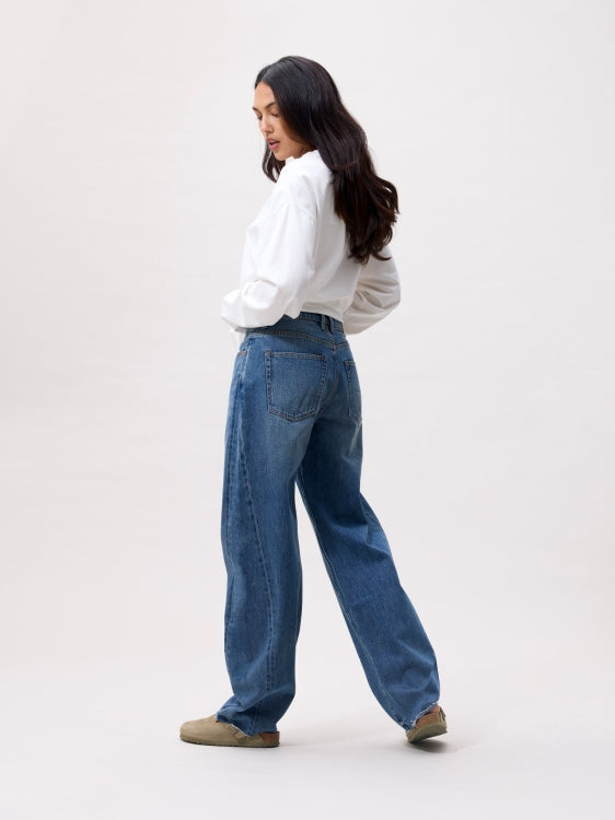 Super Barrel Fit Jeans - Medium Blue