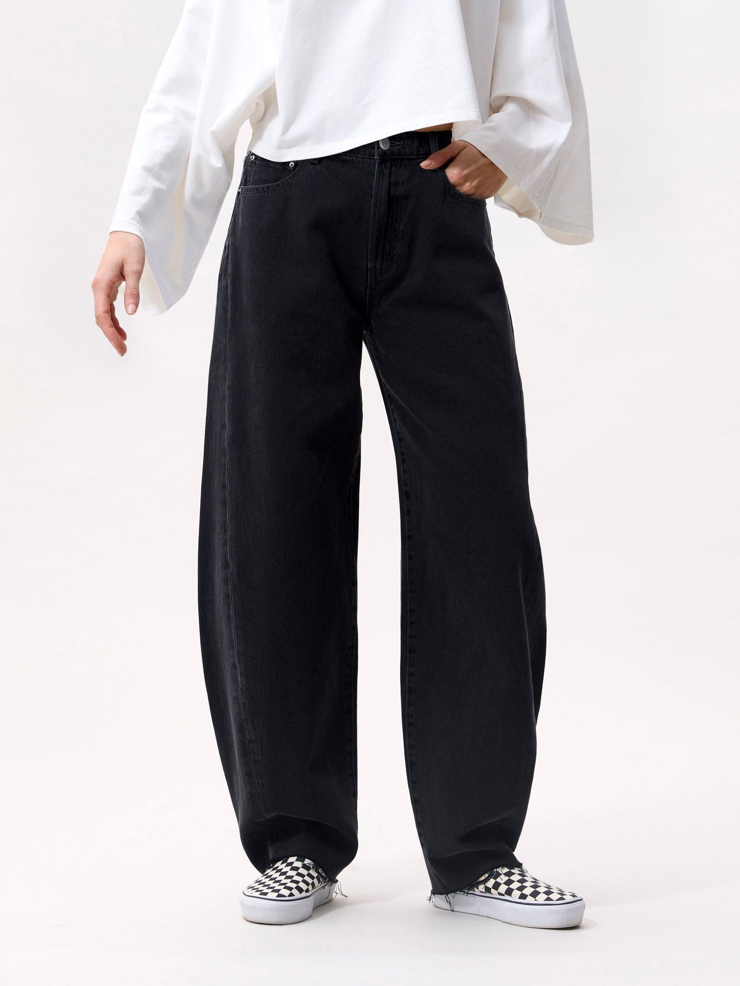 Super Barrel Fit Jeans - Washed Black