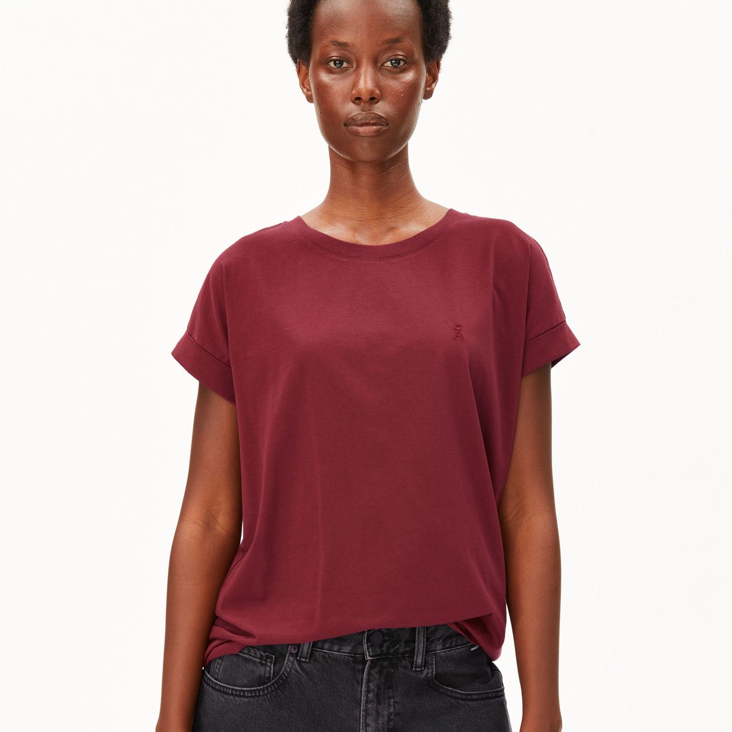 Idaara T-shirt - Velvet Red