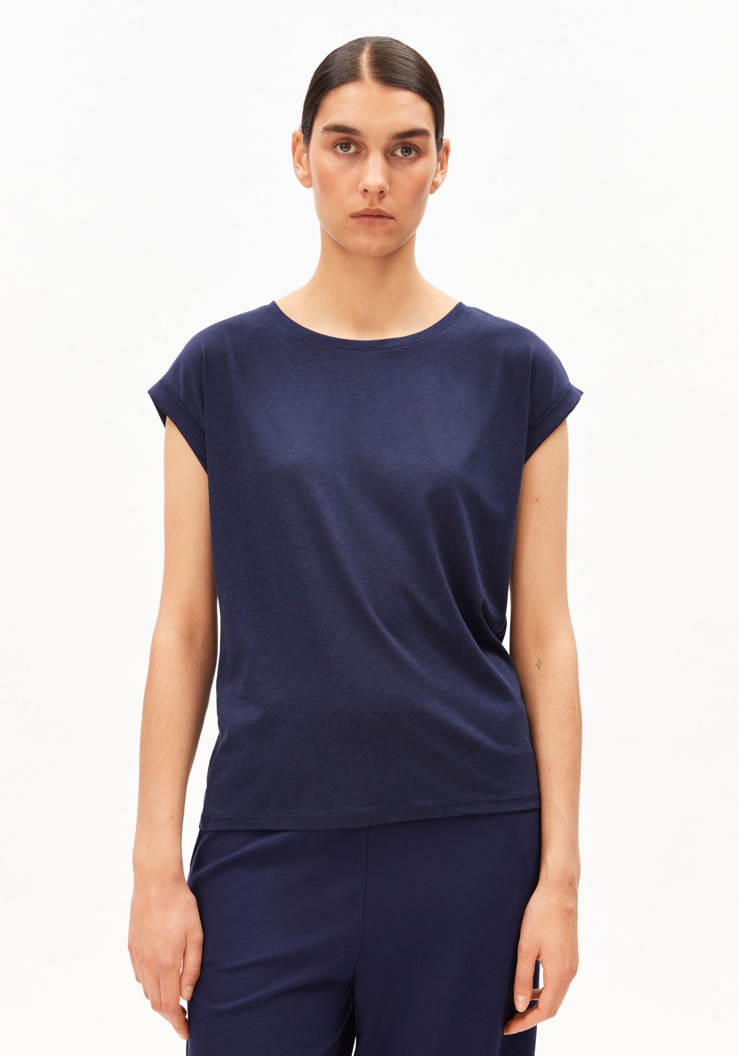 Jilaana T-Shirt Tencel Mix - Tinted Navy
