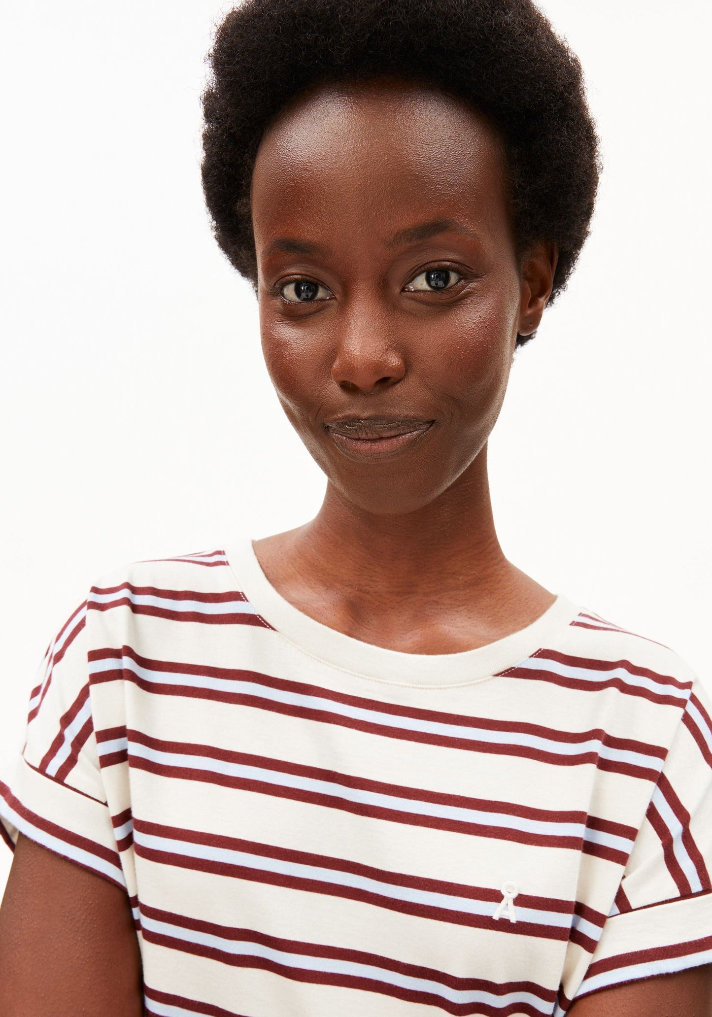 Idaara Striped T-shirt - Undyed/Velvet Red/Soft Blue