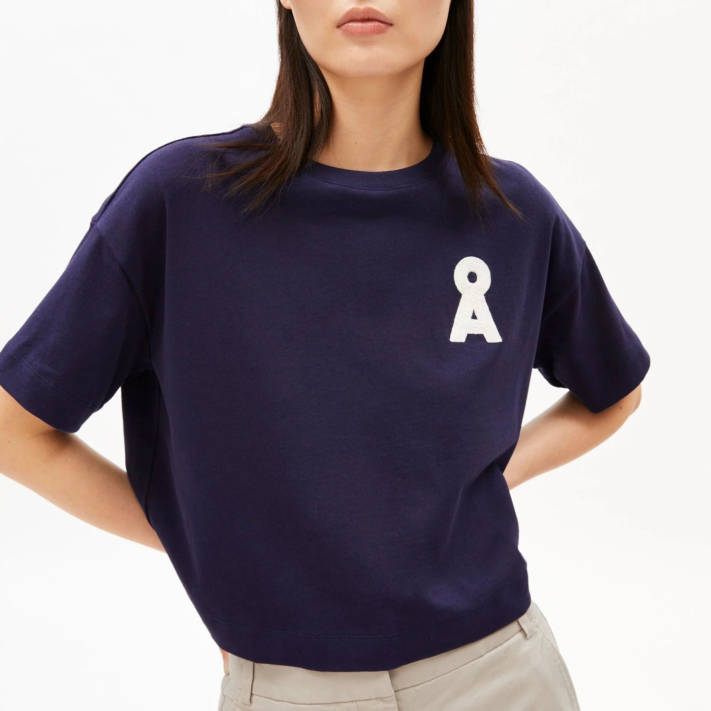 Albertaraa Boxy Tee - Tinted Navy