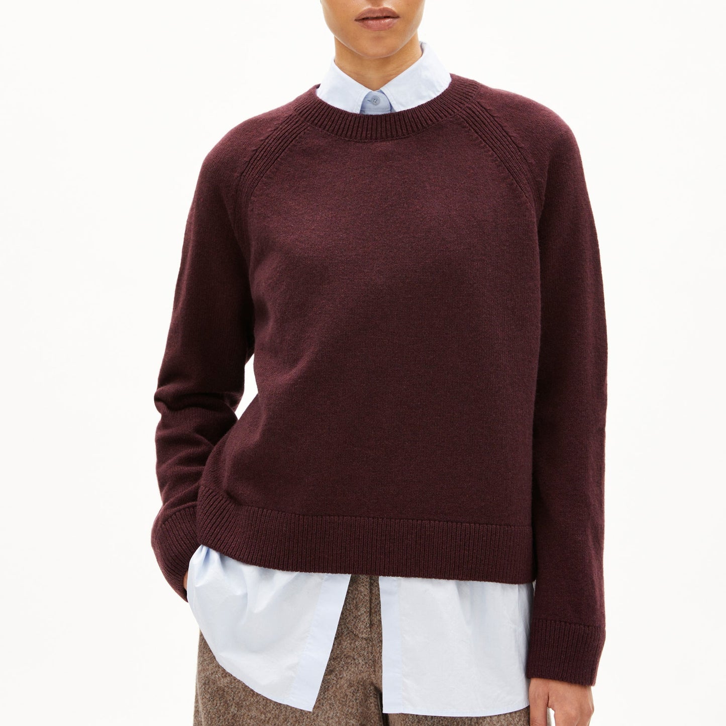 Liliriaa Reglana - Dark Cranberry