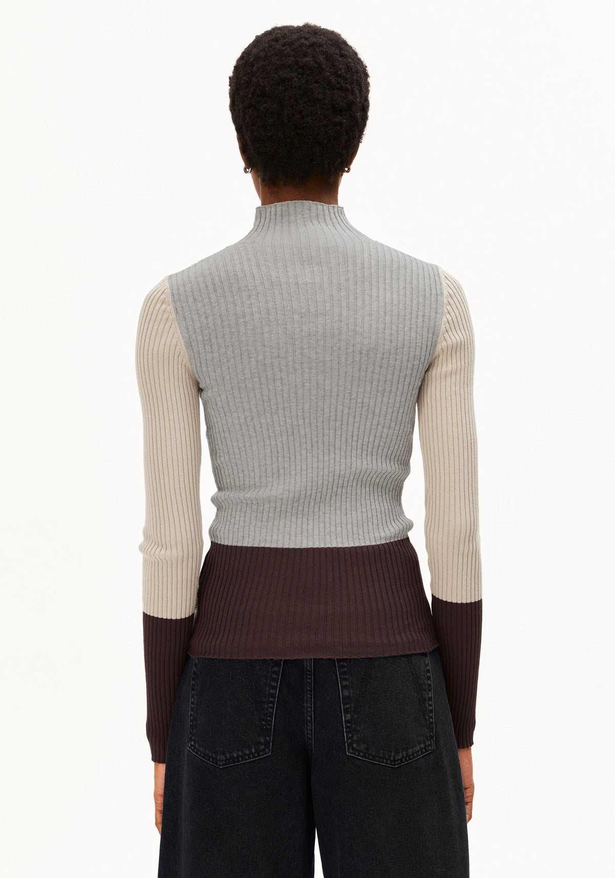 Alaania Patch Knitted Longsleeve - Silver Melange/Sandstone