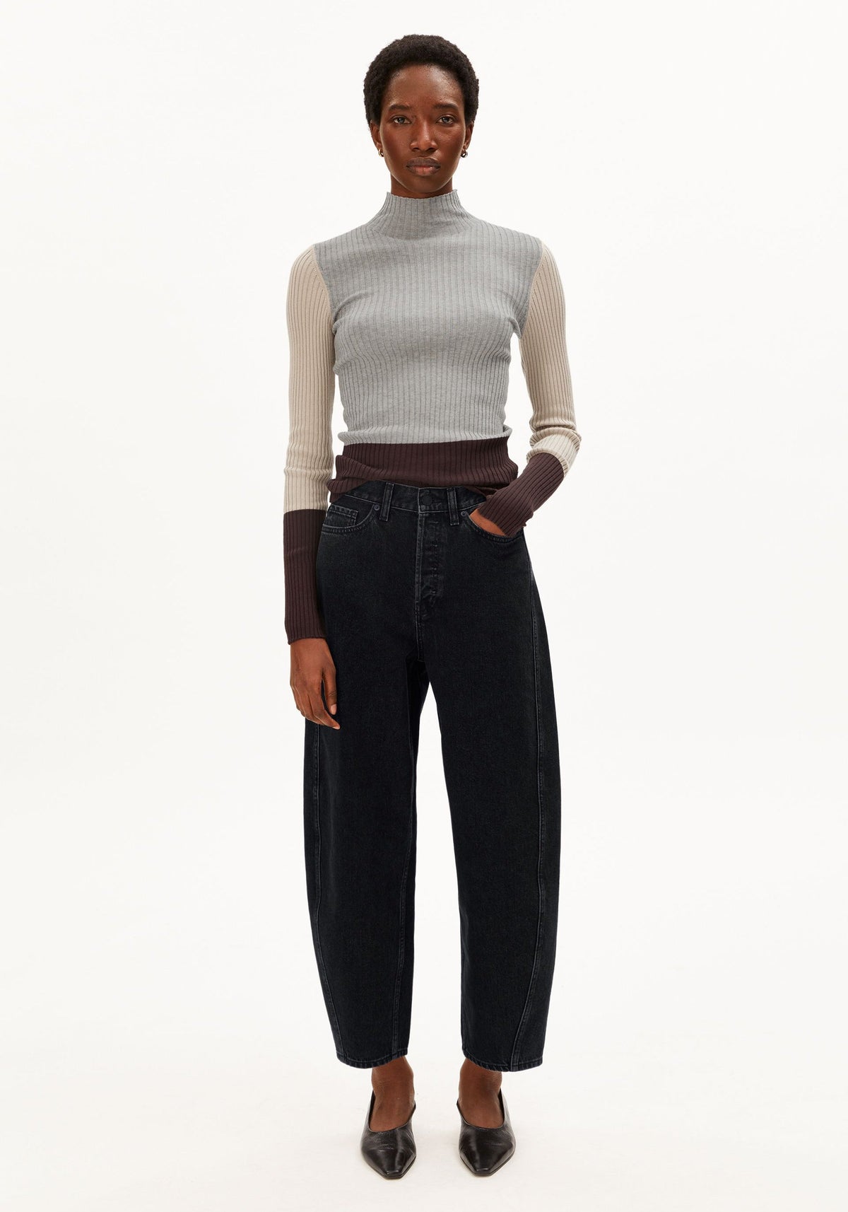Alaania Patch Knitted Longsleeve - Silver Melange/Sandstone
