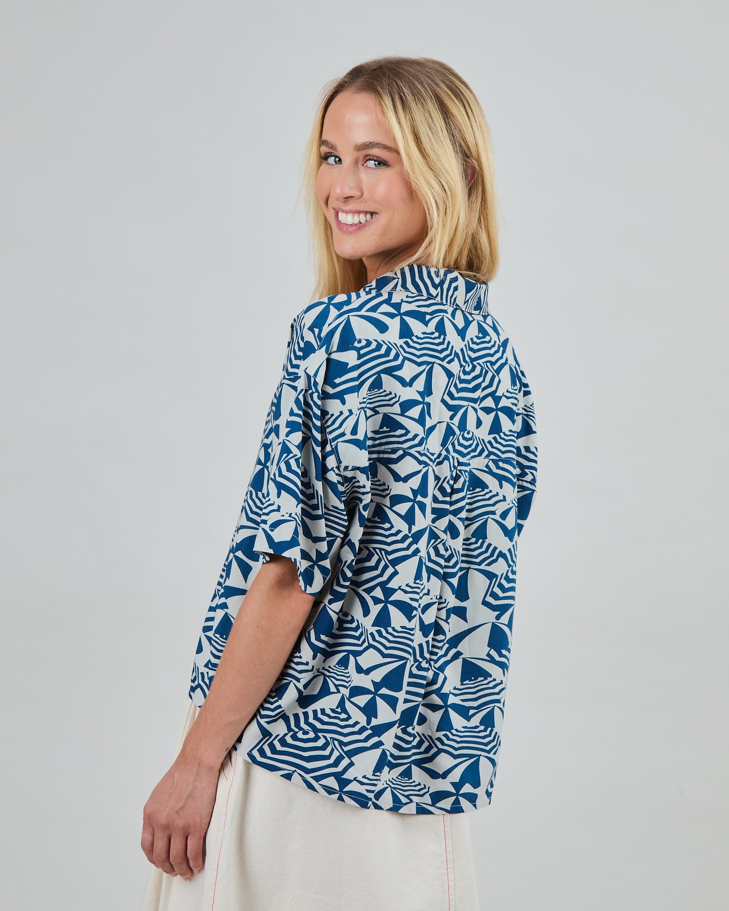 Sombrilla Oversized Cropped Blouse - Blue