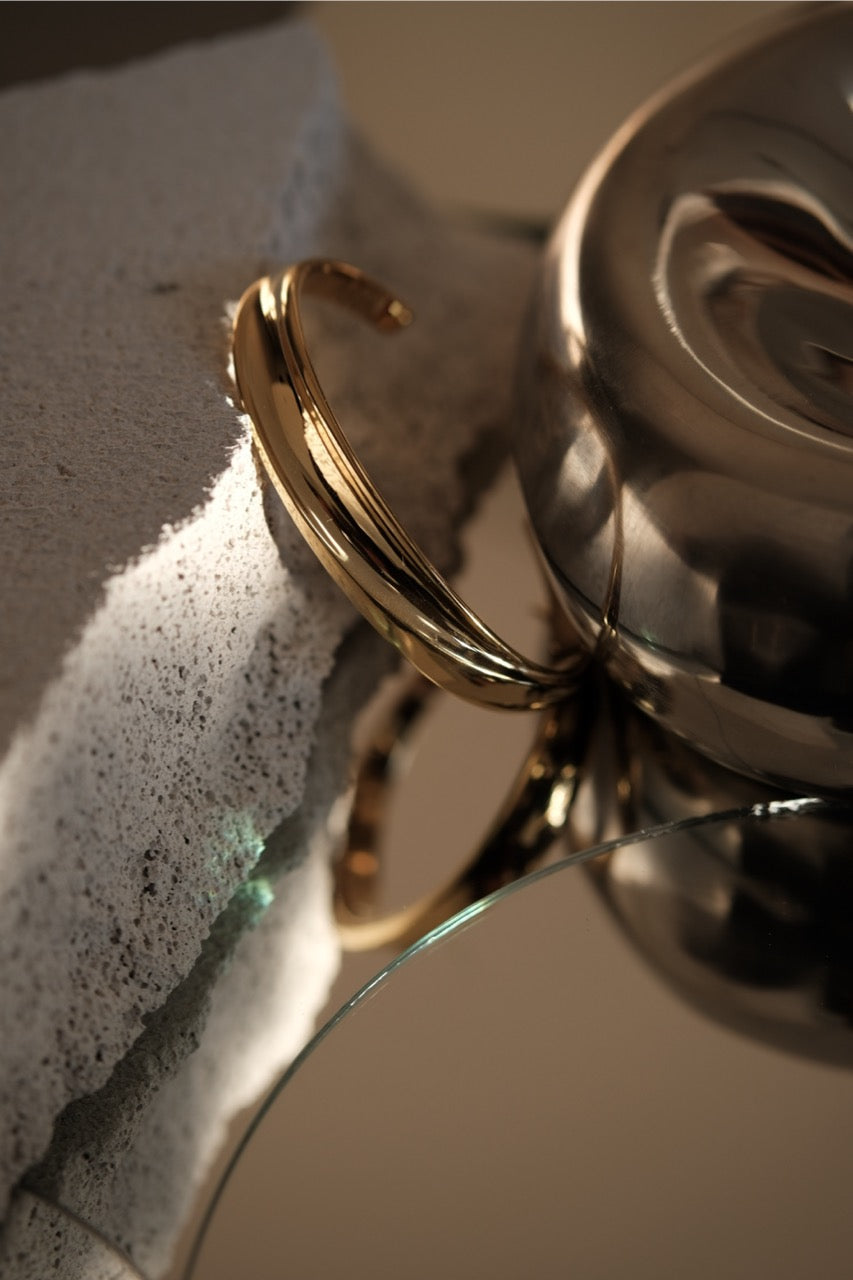 Bandhu Onda Bracelet - Gold