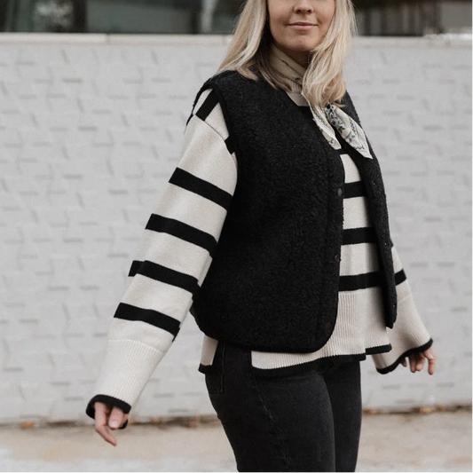 Tyb Light Wool Bodywarmer - Deep Black