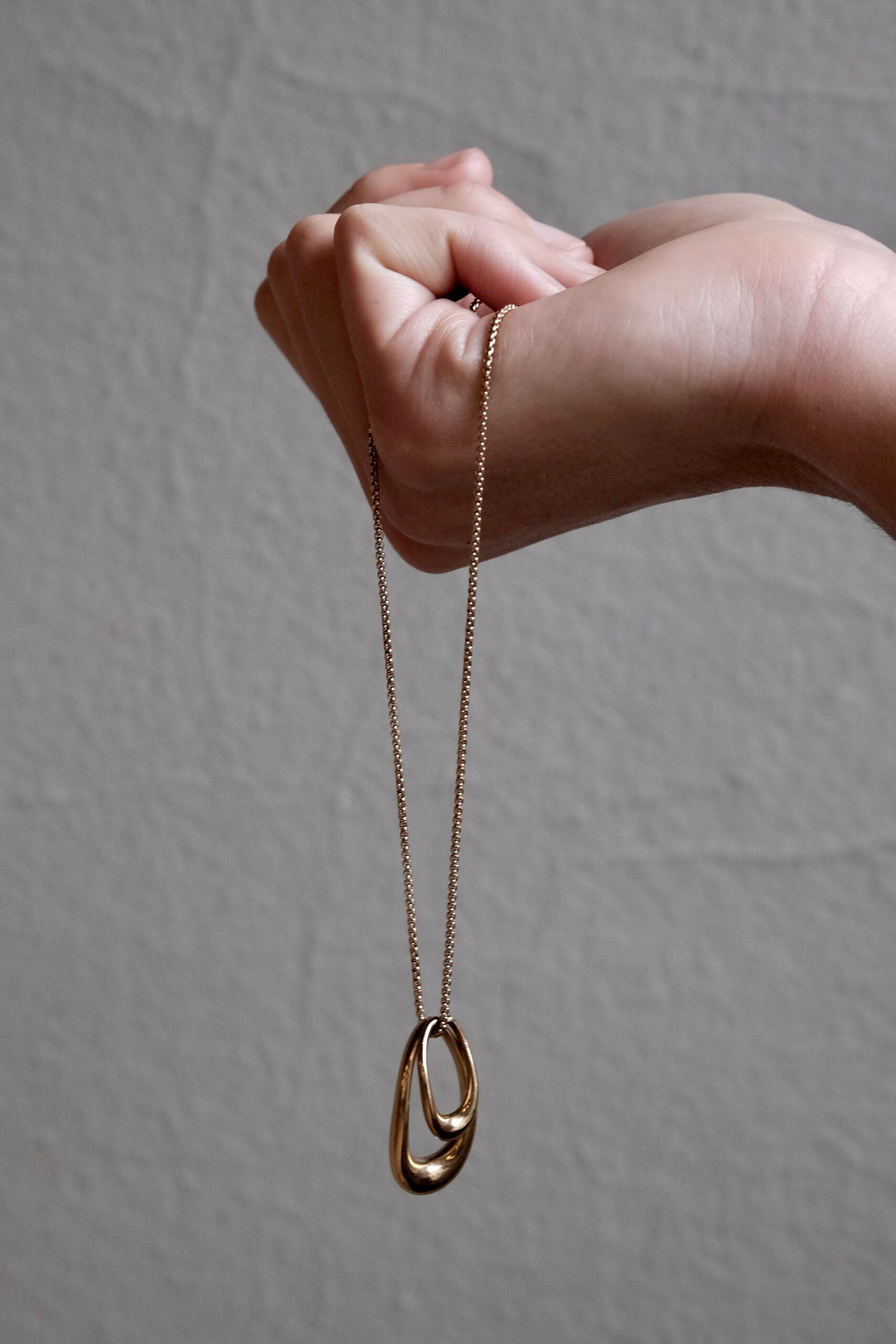 Bandhu Loop Necklace - Gold