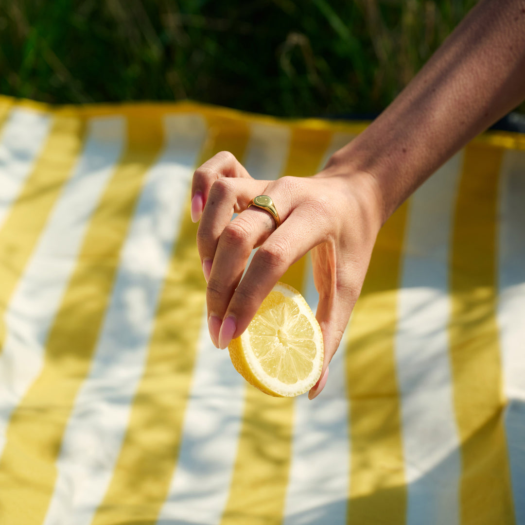 Dixie Smiley Face Signet Ring - Gold