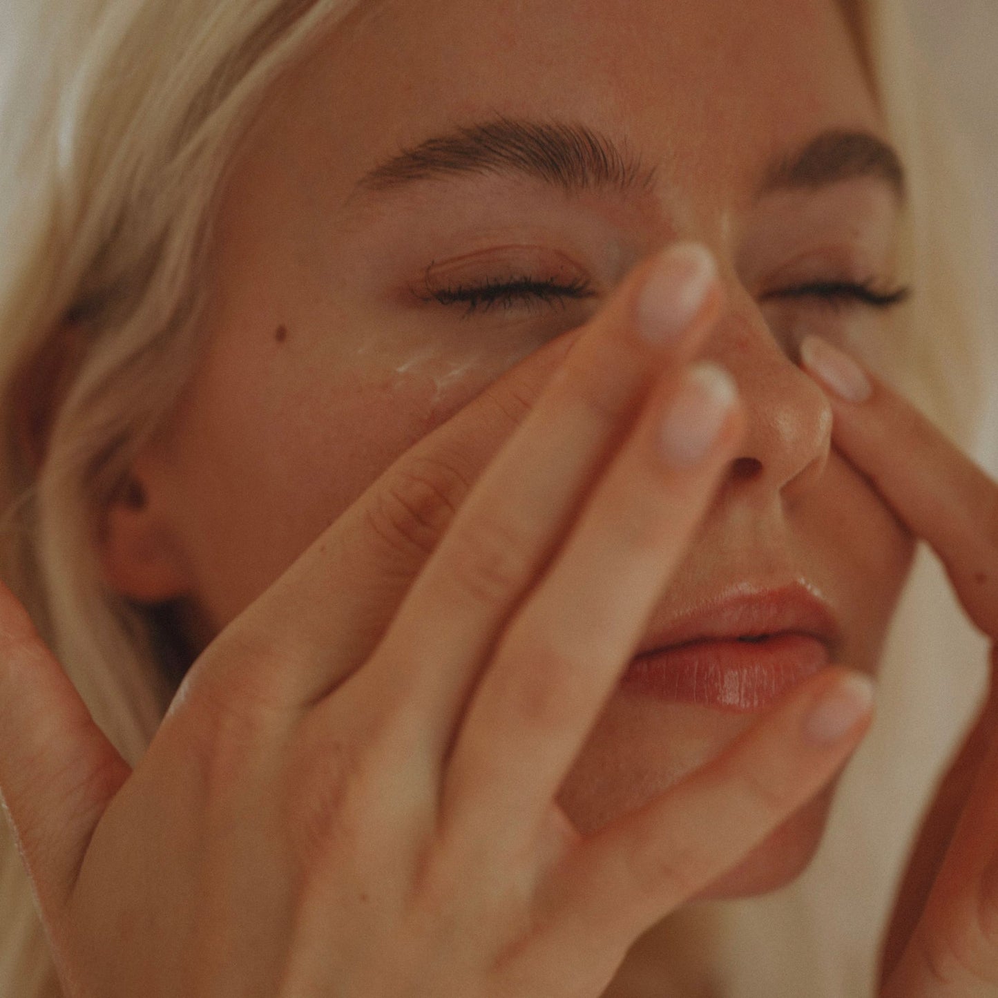 Honestly Aging - Eye Cream