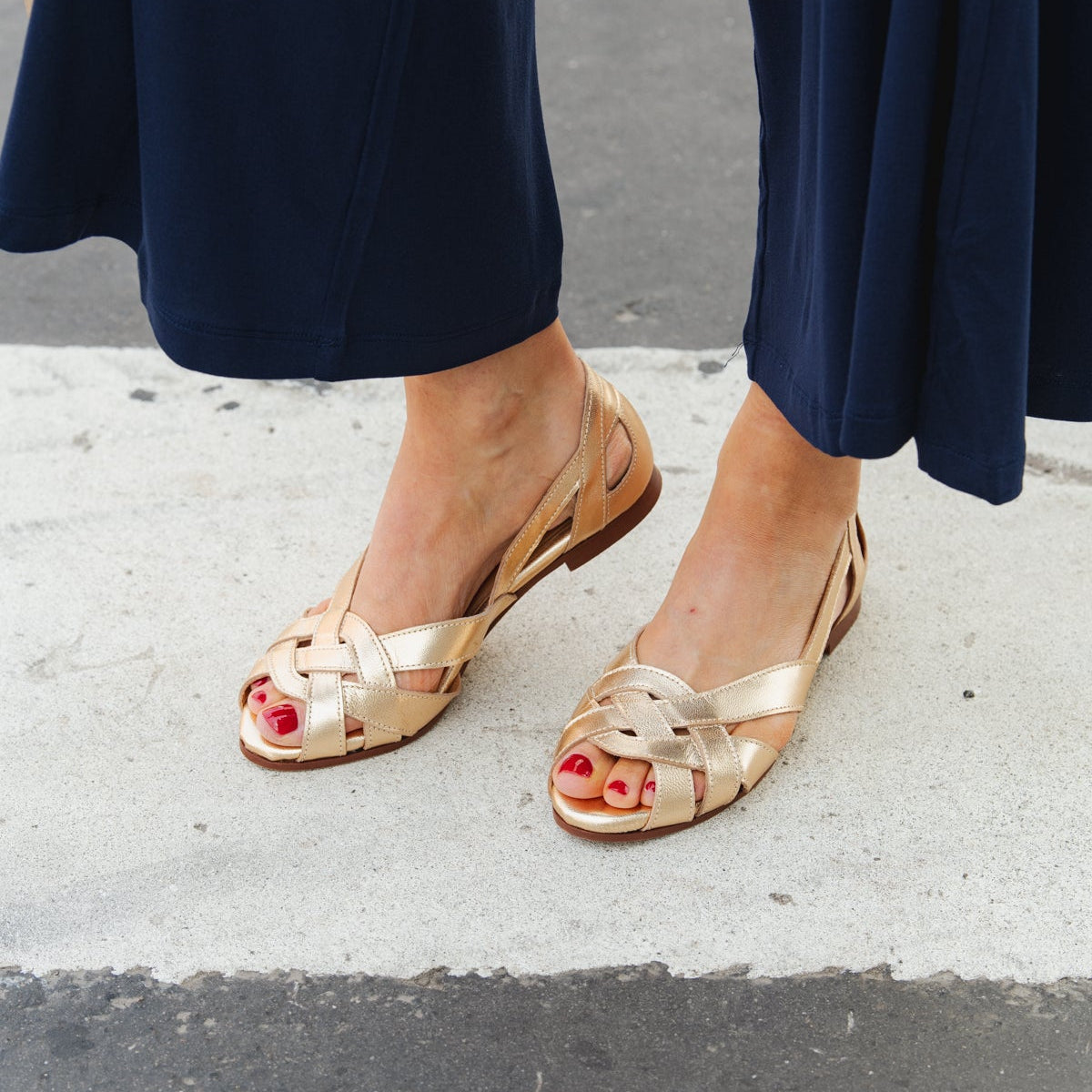 LAST PAIR in 41 - Clémentine Sandals - Golden Leather