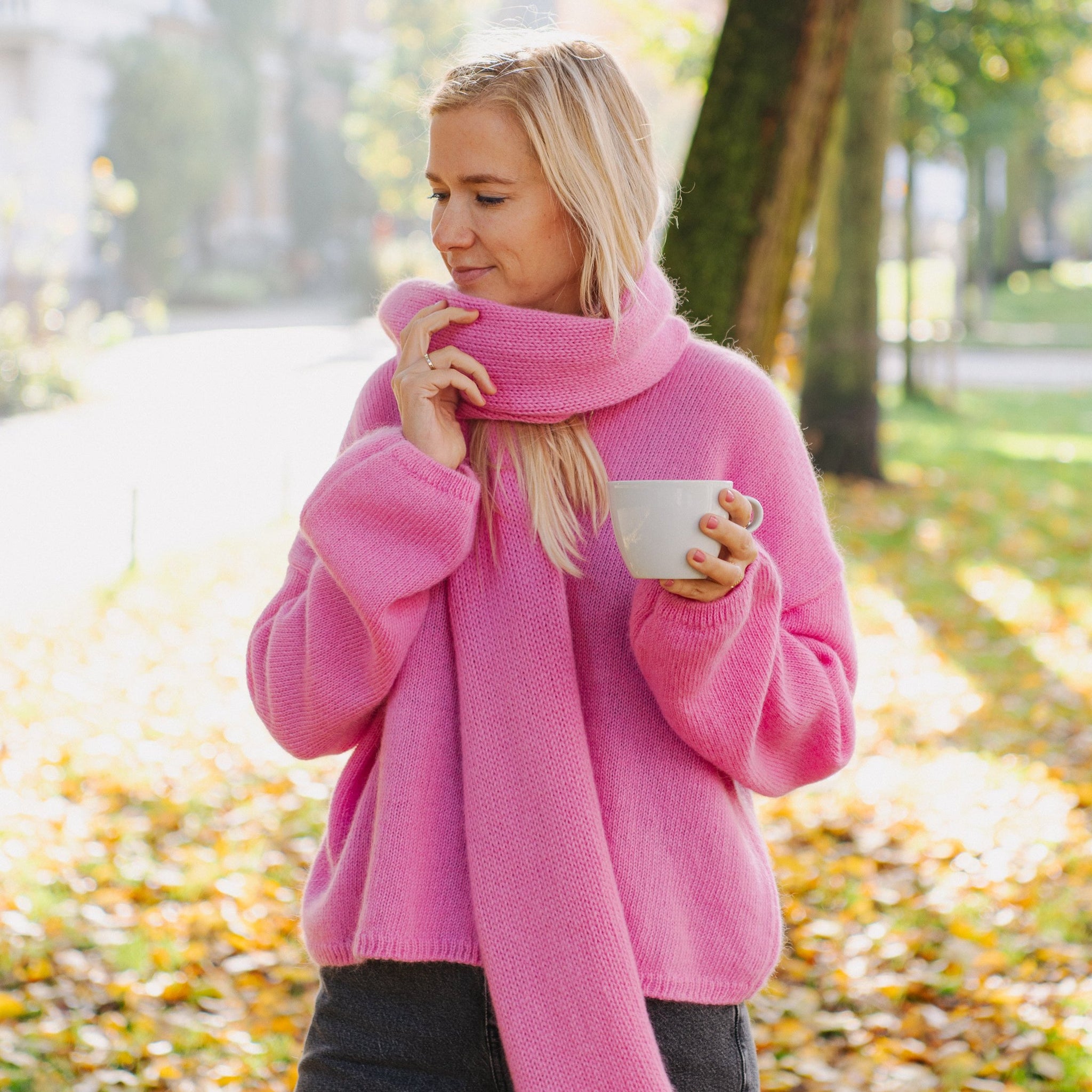 LAST ONE in S - Lejak Wool Jumper - Bonbon Pink