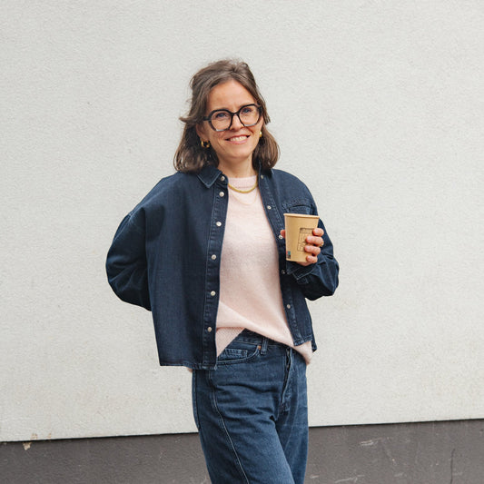 LAST ONE in L - Nalaani Denim Blouse - Rinse