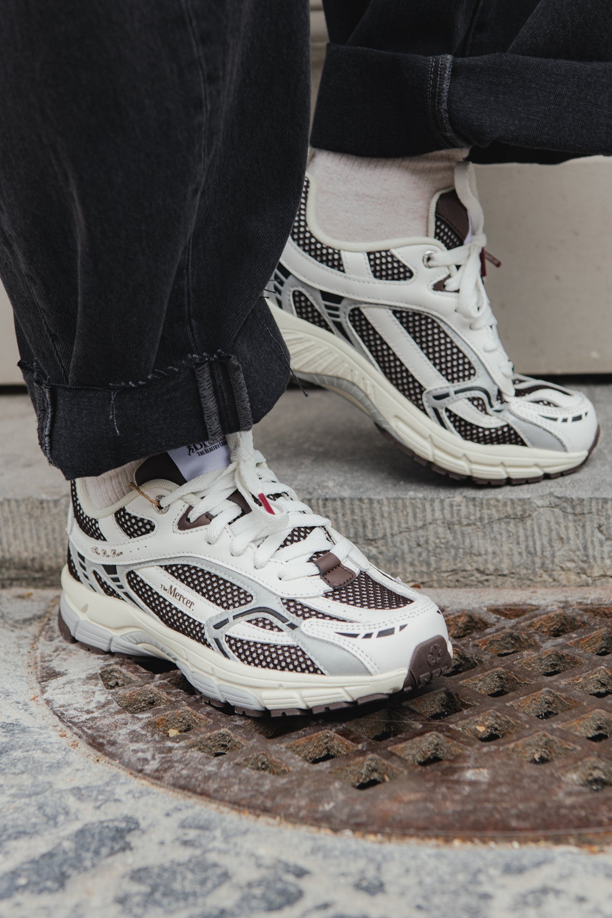 The Re-Run White Silver - Brown