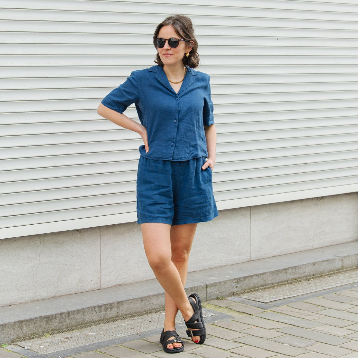 LAST ONE in XL - Clementine Linen Shorts - Blazing Blue