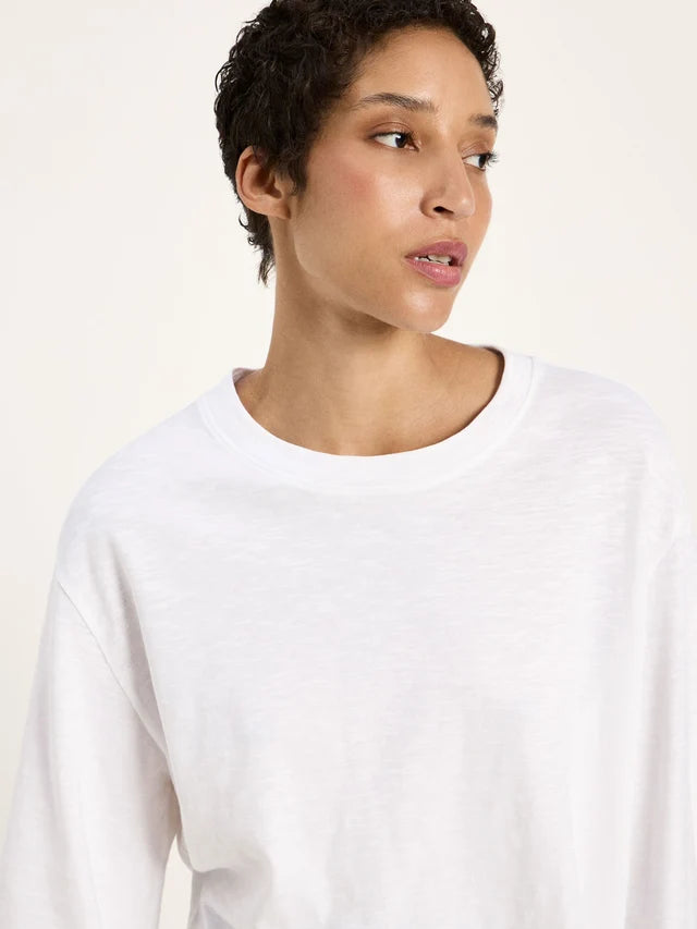 LAST ONES in 38 - Oversized T-shirt - White