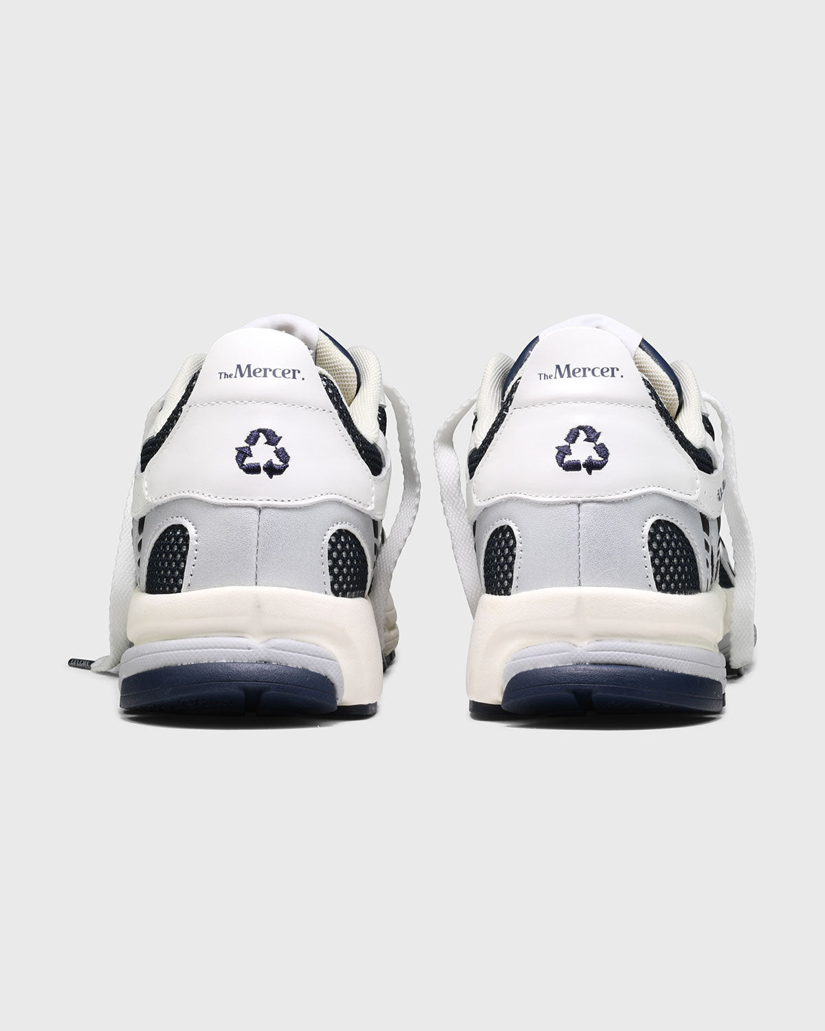 The Re-Run White Silver - Blue