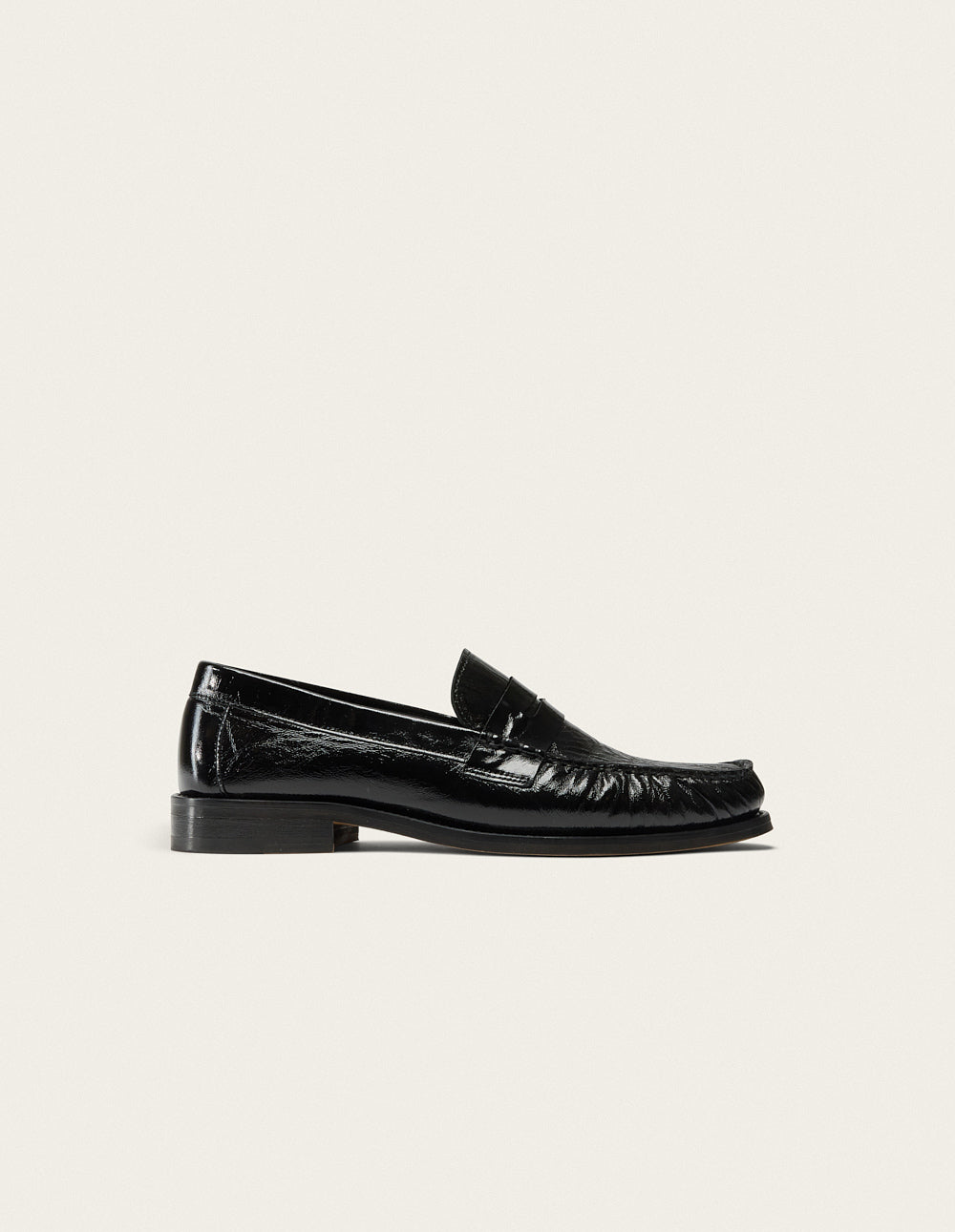 LAST ONE in 41 - Halley Loafer - Pleated Black