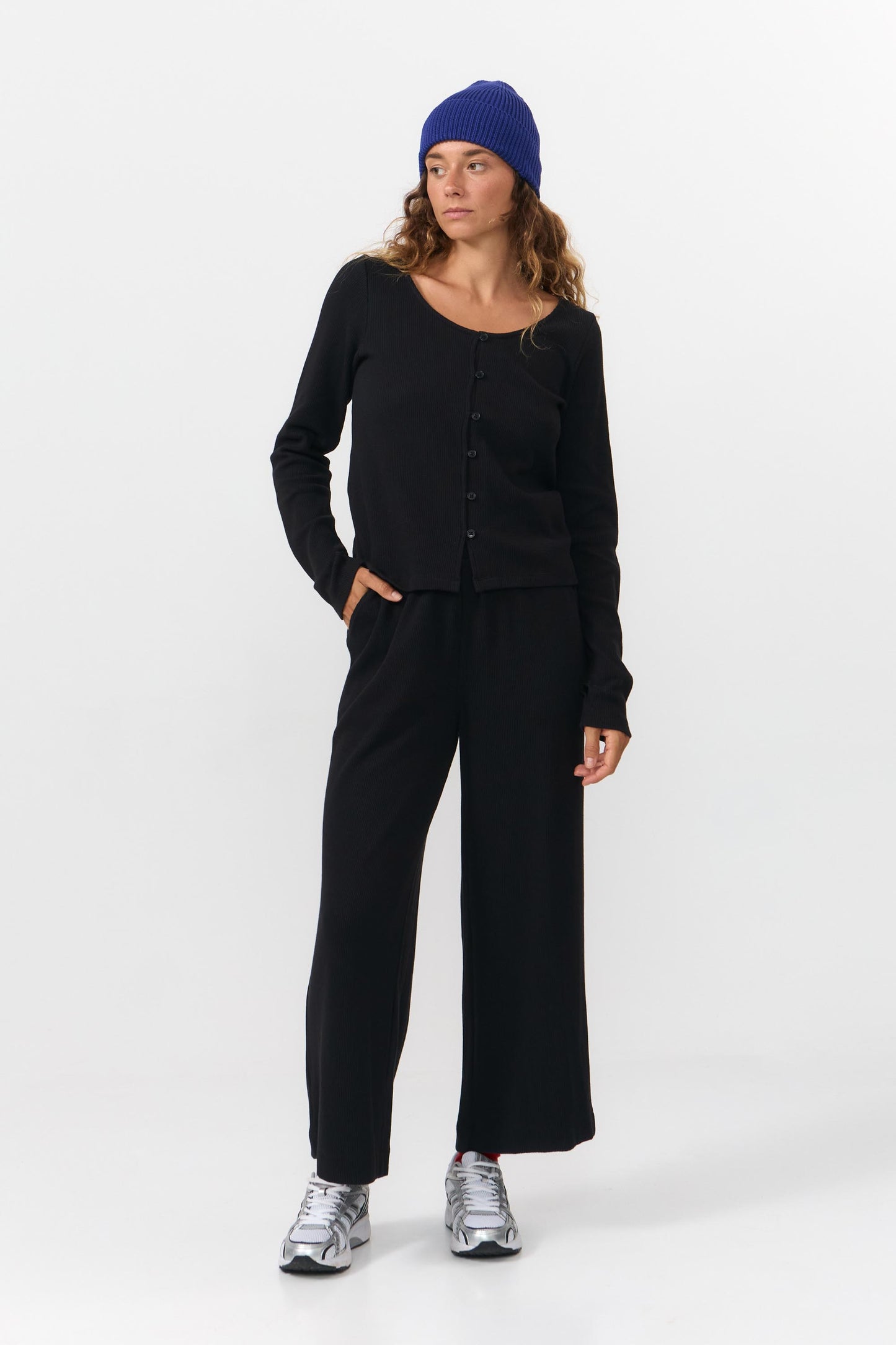 LAST ONE in XL - Lisle Top - Black