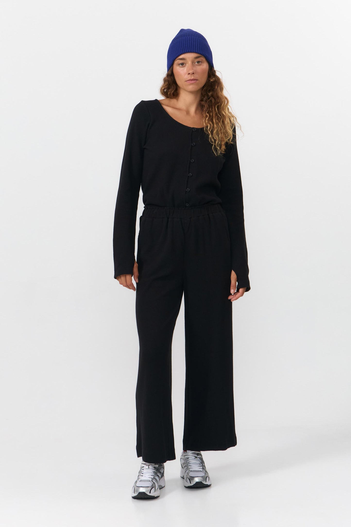 LAST ONE in XL - Lisle Top - Black