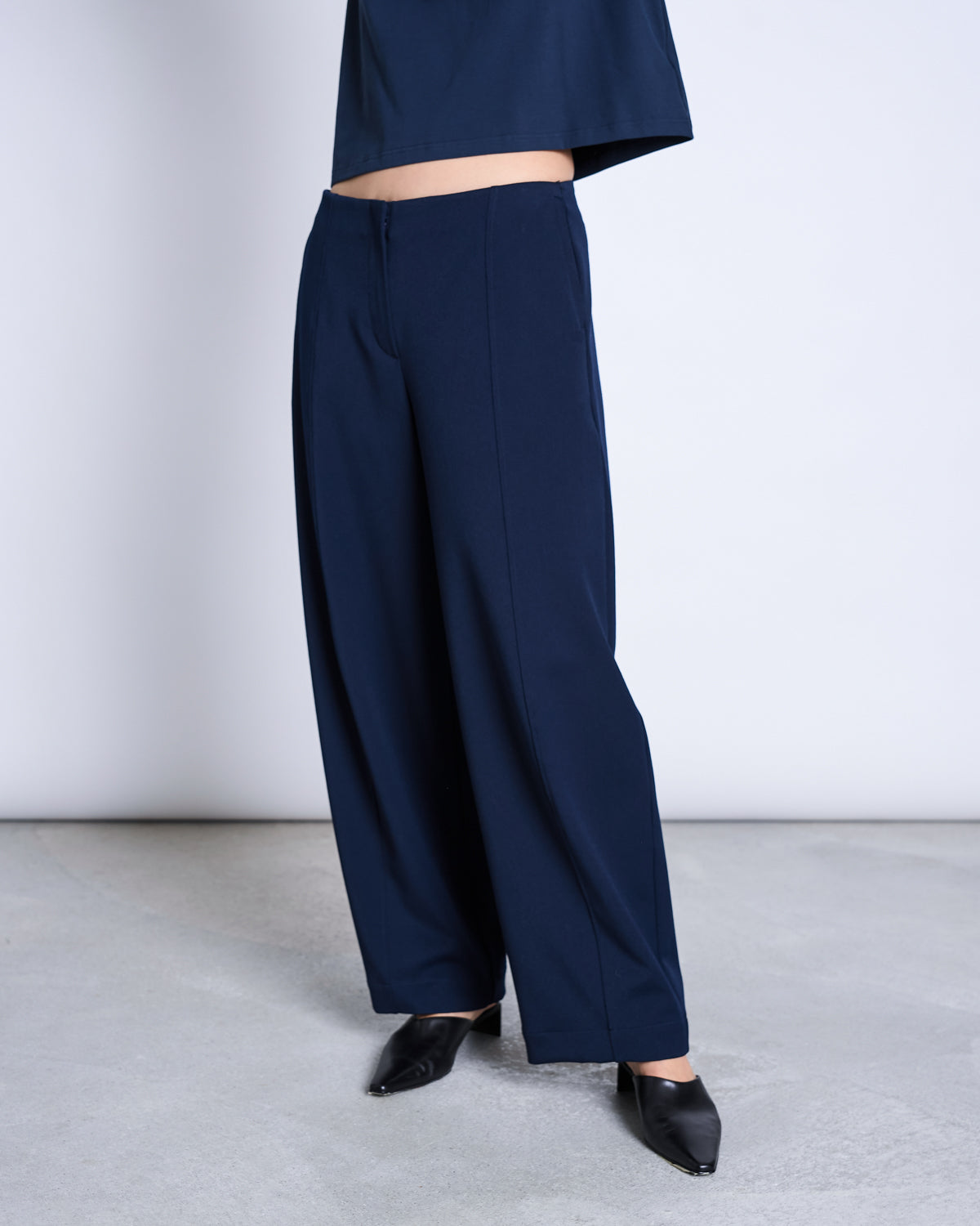 Juny Barrel Leg Pants - Nightfall