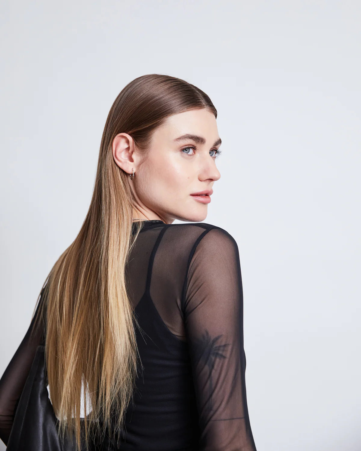 Dora Mesh Longsleeve - Black