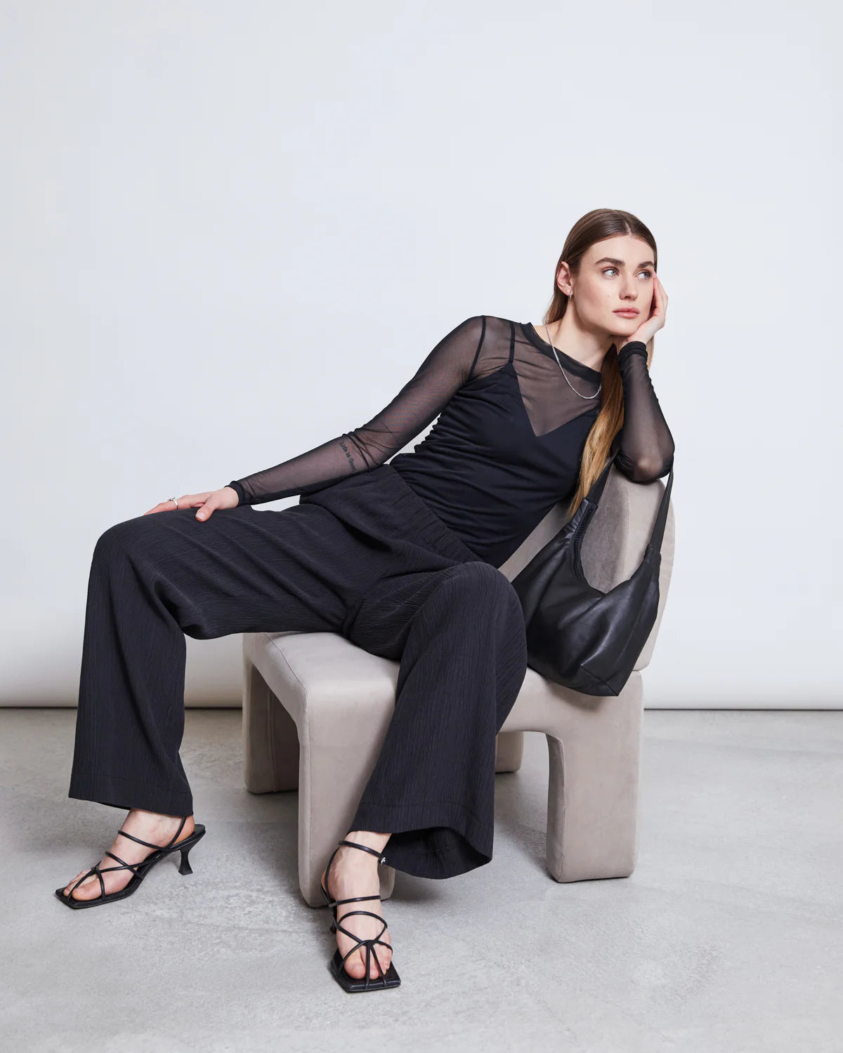 Dora Mesh Longsleeve - Black