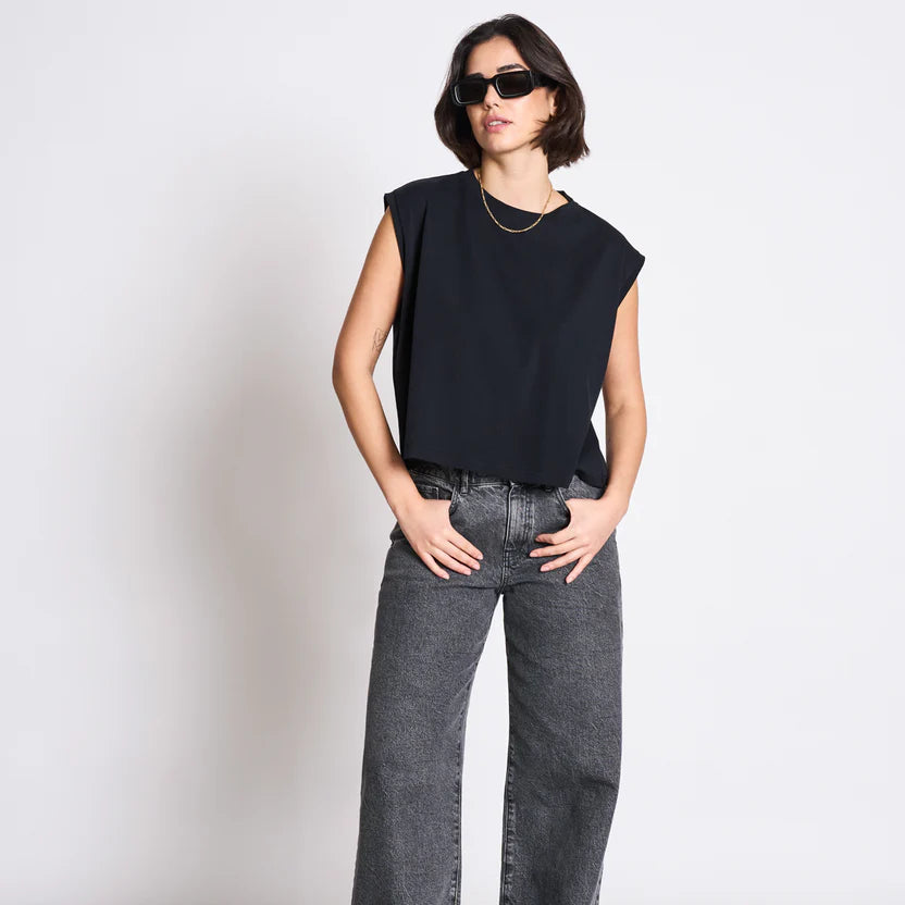 LAST ONE in XS - Ovar Boxy Top - Black