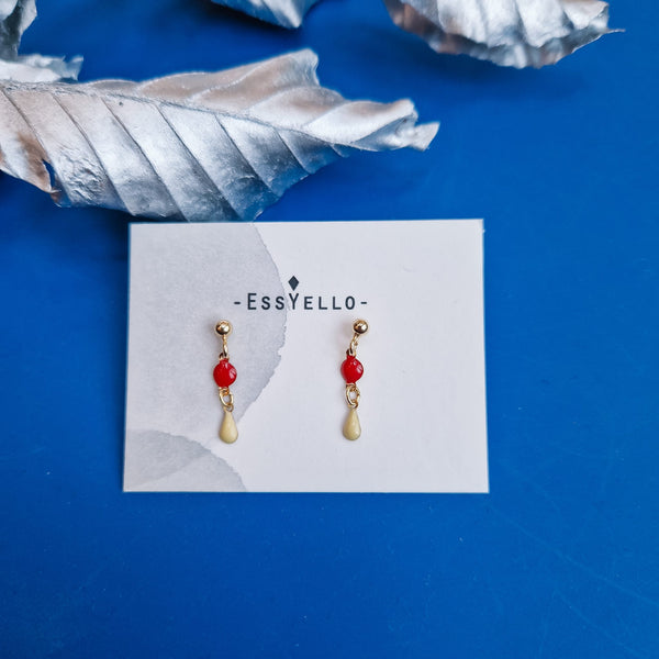 Essyello Color Drop Studs