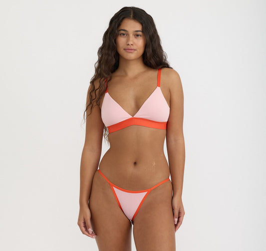 Core Play Triangle Bralette - Marshmellow