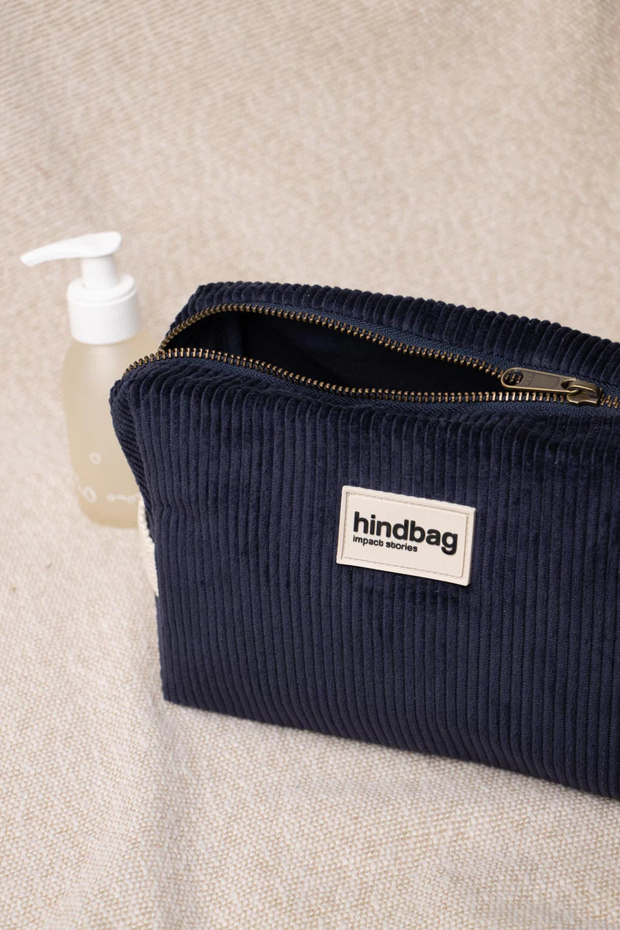 Leon Corduroy Toiletry Bag - Navy