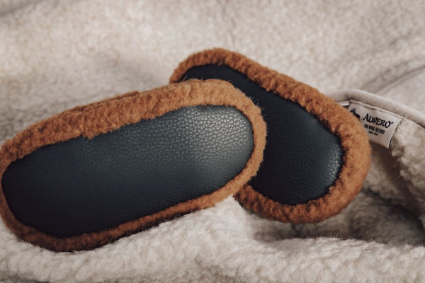 Wool Siberian Slippers - Fox