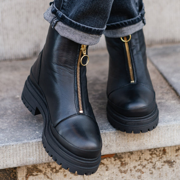 Zipper Boots - Black