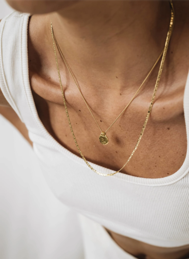 Flawed Vita Necklace - Gold